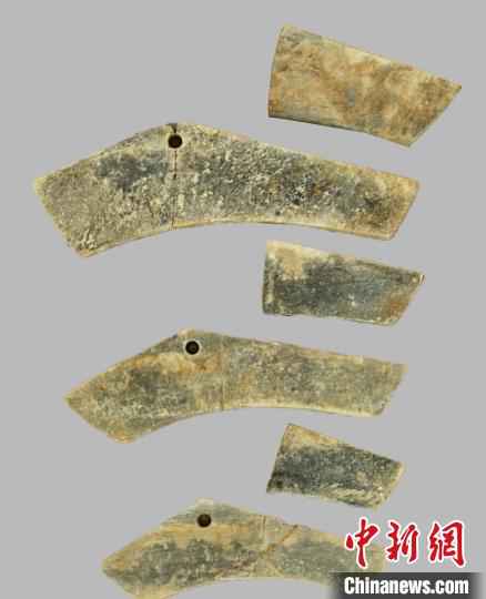 垣曲西窑M6出土石编磬。 山西省考古研究所提供 山西发布2019年考古成果 65项考古跨越万余年